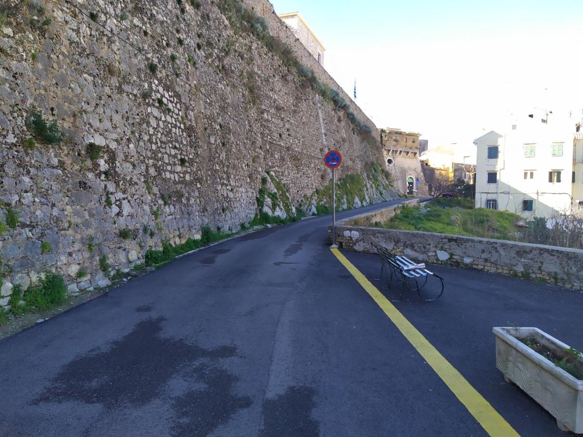 Sofia'S House At The New Fortress Corfu  Exterior photo